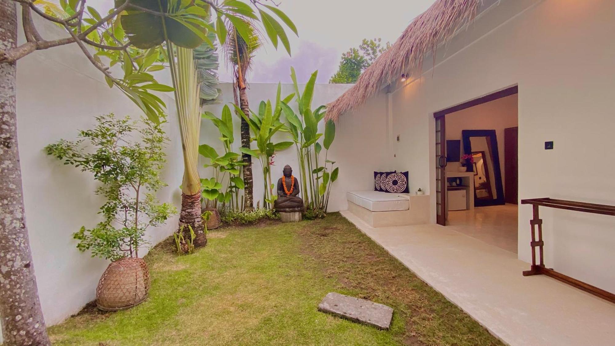The Apartments Umalas Canggu Екстериор снимка