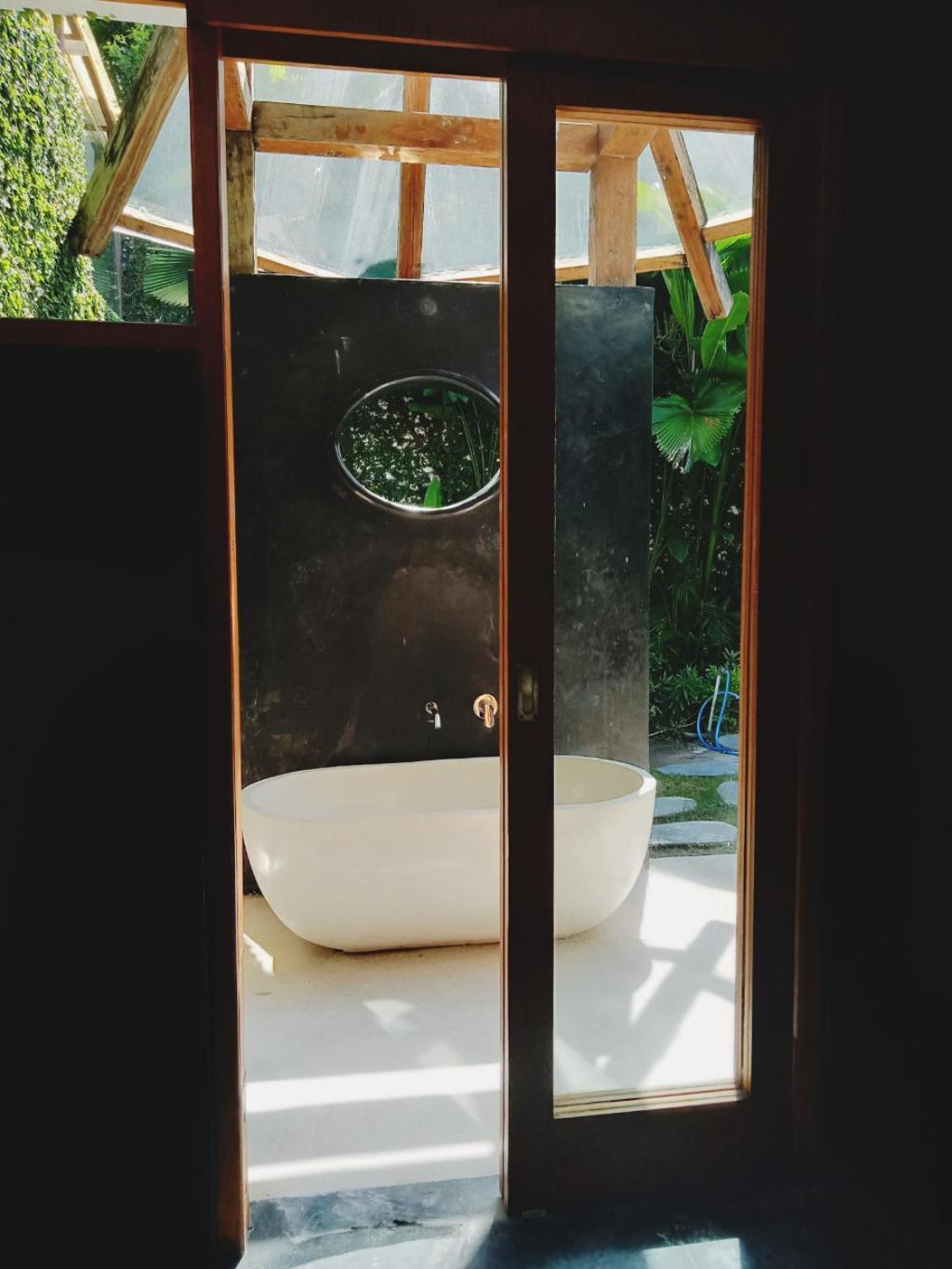The Apartments Umalas Canggu Стая снимка